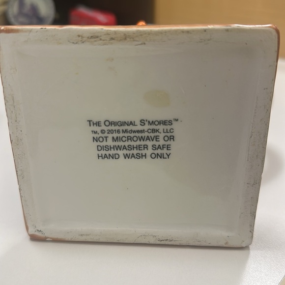 S'mores Coffee/Hot Cocoa Dolomite Mug - White and Brown - Picture 6 of 6